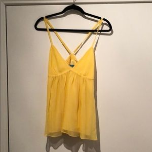 NWT Alicia & Olivia Yellow Top